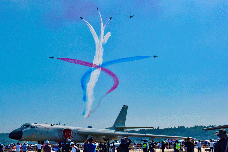 中国航展成交额对比：13届125亿美元14届398亿刚结束的15届呢(图14)