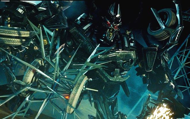 变形金刚：一个老六打架在路上打赢了就现身活得比红蜘蛛久(图8)