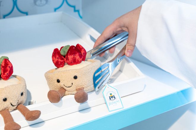 法国新晋顶流“甜心”主打一个情绪价值无数年轻人为它撒金币!(图6)