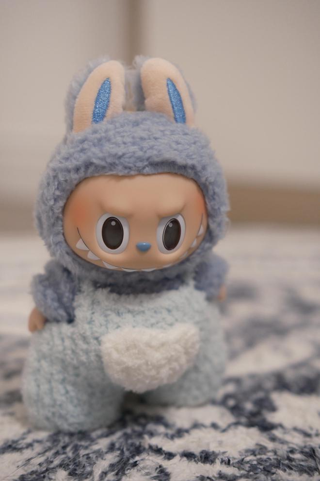 LABUBU身价暴涨一年：原价99元的公仔二手价超2000元老玩家砸超30万元加仓