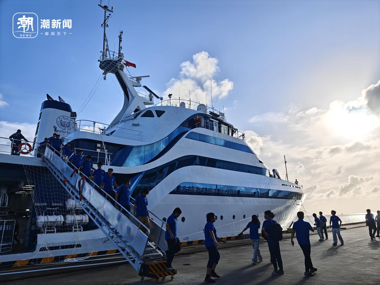 【潮新闻APP】漂浮在海上的“大学”