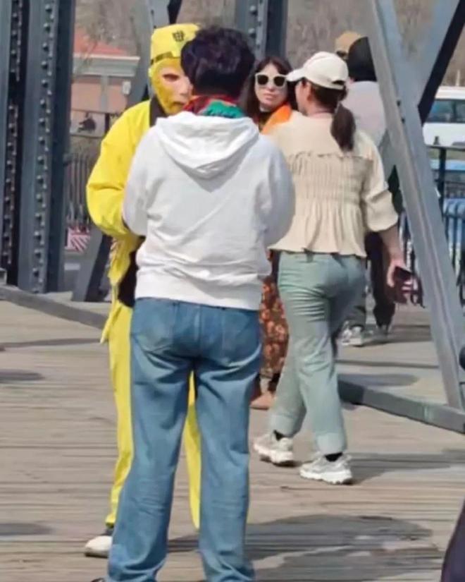 20元一张合影！天津这个景区的孙悟空人偶你中招了吗？