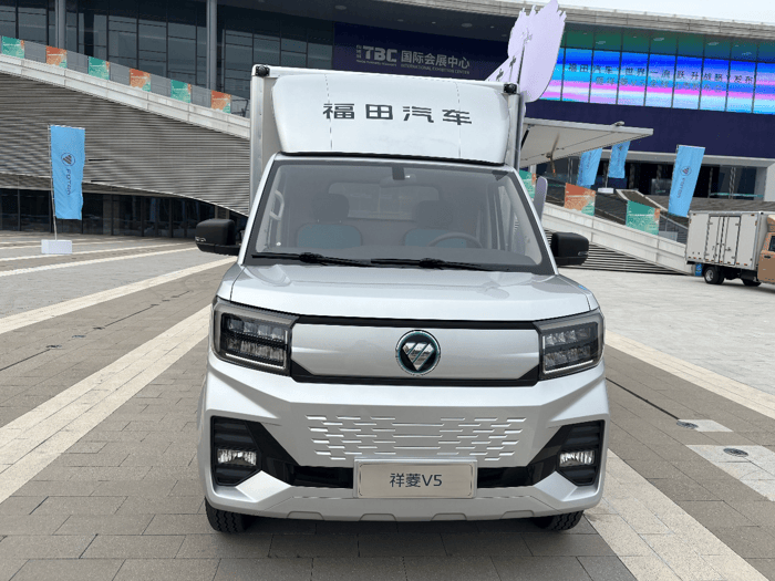 818万元起 重载能装 祥菱V5产品配置有多牛？