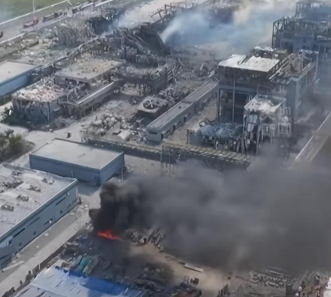 济南一商铺着火后续：现场煤气味严重整栋楼成空壳疑原因曝光(图15)