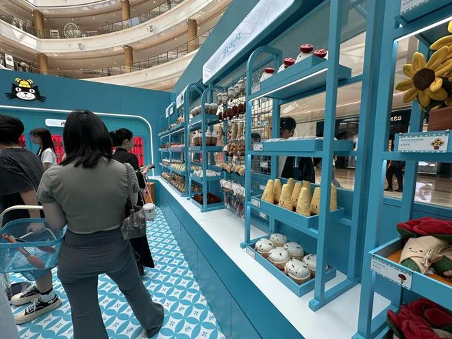 400元一个的玩偶正在成为成年人的“精神布洛芬”(图2)