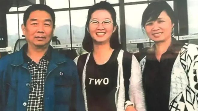 章莹颖被杀8年父亲盼赴美见凶手追问爱女弃尸位置。